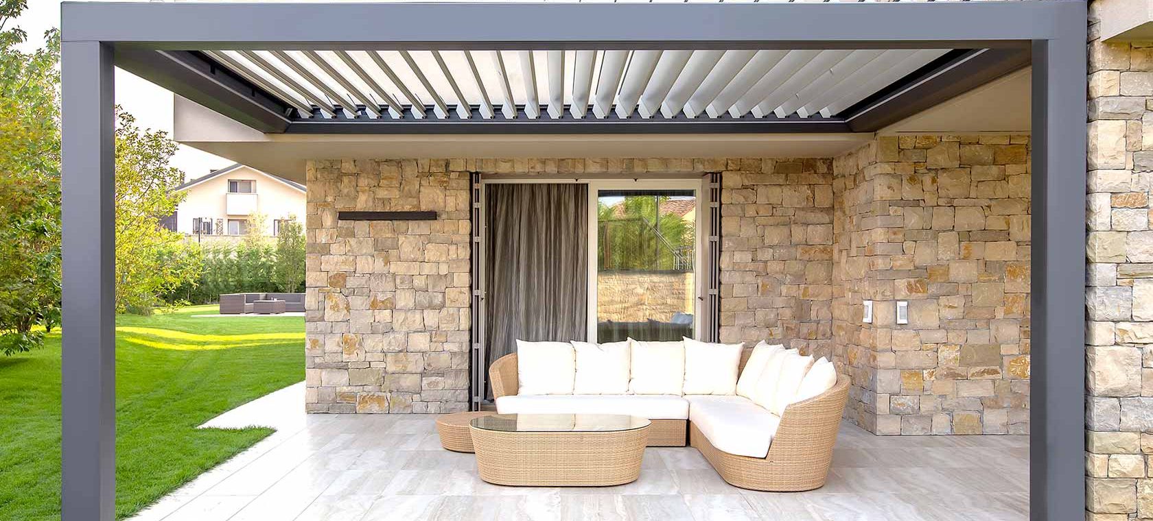 pergola-bioclimatica-casa